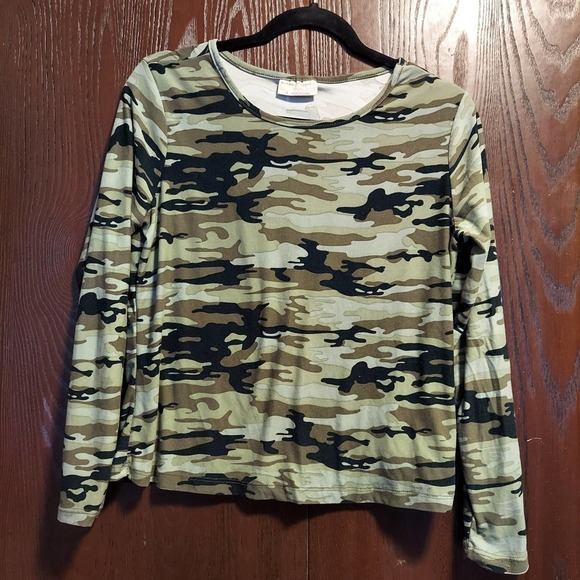 BOBBIE Brooks Ladies Camo Stretch Top, Long Sleeves, Size L - Picture 1 of 5